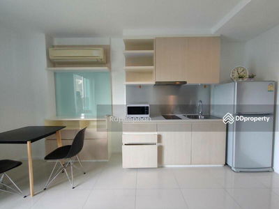 Whizdom The Exclusive, Bangkok, Thailand Whizdom The Exclusive, Bangkok, Thailand