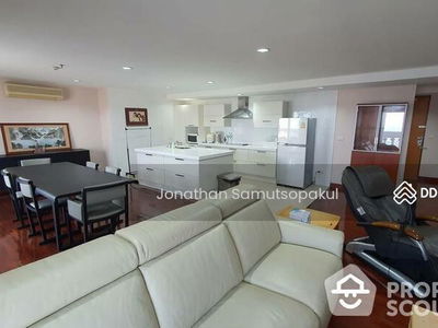 Nusa State Tower, Bangkok, Thailand Nusa State Tower, Bangkok, Thailand