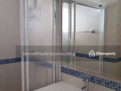 Life @ Sukhumvit 65, Bangkok, Thailand Life @ Sukhumvit 65, Bangkok, Thailand