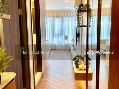 Life Ladprao Valley, Bangkok, Thailand Life Ladprao Valley, Bangkok, Thailand