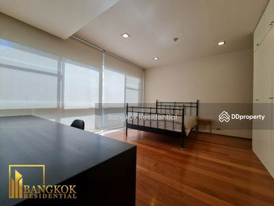 Ficus Lane, Bangkok, Thailand Ficus Lane, Bangkok, Thailand