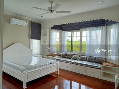 Spacious 4-Br House in Bang Na Nuea, Bangkok, Thailand Spacious 4-Br House in Bang Na Nuea, Bangkok, Thailand