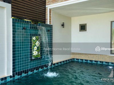 Beach Villa Holiday, Phuket, Thailand Beach Villa Holiday, Phuket, Thailand
