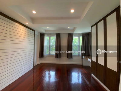 10110, Bangkok, Thailand 10110, Bangkok, Thailand