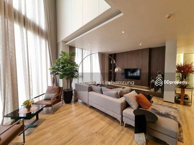 Raveevan Space, Bangkok, Thailand Raveevan Space, Bangkok, Thailand