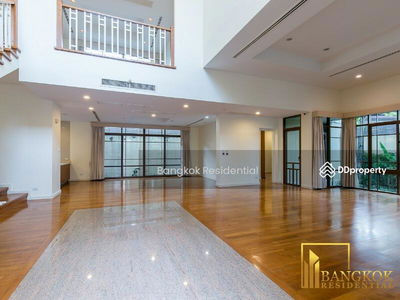 House in Compound, Bangkok, Thailand House in Compound, Bangkok, Thailand