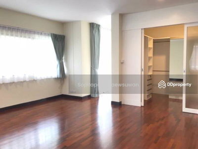 10110, Bangkok, Thailand 10110, Bangkok, Thailand