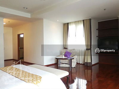 Piyathip Place, Bangkok, Thailand Piyathip Place, Bangkok, Thailand