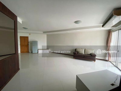 Bangkok Garden, Bangkok, Thailand Bangkok Garden, Bangkok, Thailand