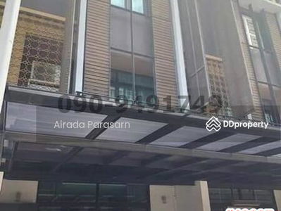 Flora Marigold, Bangkok, Thailand Flora Marigold, Bangkok, Thailand