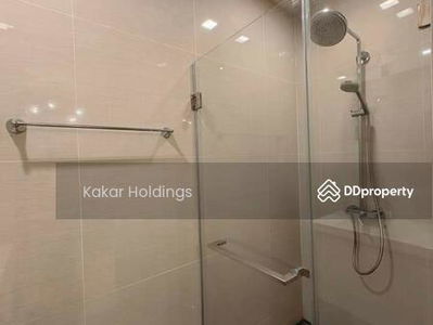 Park Origin Phrom Phong, Bangkok, Thailand Park Origin Phrom Phong, Bangkok, Thailand