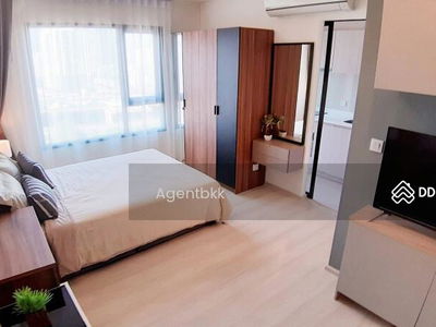 Life Asoke, Bangkok, Thailand Life Asoke, Bangkok, Thailand