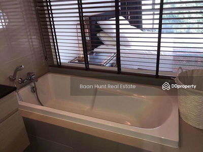 Via BOTANI, Bangkok, Thailand Via BOTANI, Bangkok, Thailand