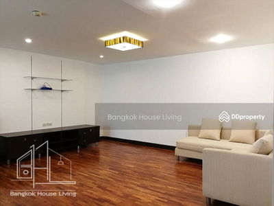 Mela Mansion, Bangkok, Thailand Mela Mansion, Bangkok, Thailand