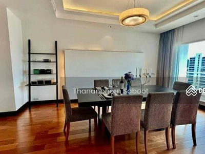 Royal Residence Park, Bangkok, Thailand Royal Residence Park, Bangkok, Thailand