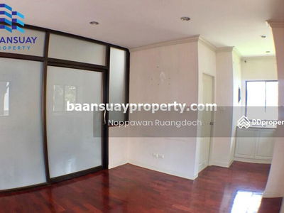 For rent, 4-story townhome, Nang Linchi Road. Near Central Rama 3 /Top Yen Akat, Bangkok, Thailand For rent, 4-story townhome, Nang Linchi Road. Near Central Rama 3 /Top Yen Akat, Bangkok, Thailand