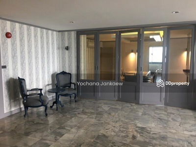 D.S. Tower 1 Sukhumvit 33, Bangkok, Thailand D.S. Tower 1 Sukhumvit 33, Bangkok, Thailand