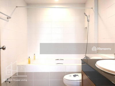 Queen's Park View, Bangkok, Thailand Queen's Park View, Bangkok, Thailand