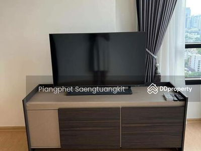 Maru Ekkamai 2, Bangkok, Thailand Maru Ekkamai 2, Bangkok, Thailand