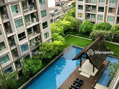 Dbura Prannok, Bangkok, Thailand Dbura Prannok, Bangkok, Thailand