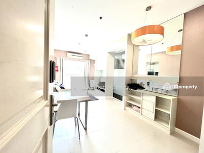Q House Condo Sathorn, Bangkok, Thailand Q House Condo Sathorn, Bangkok, Thailand