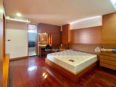 City Lakes Tower, Bangkok, Thailand City Lakes Tower, Bangkok, Thailand