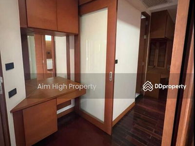 City Lakes Tower, Bangkok, Thailand City Lakes Tower, Bangkok, Thailand