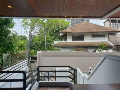 10110, Bangkok, Thailand 10110, Bangkok, Thailand