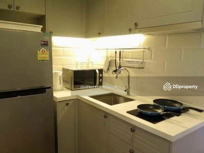 The Editor Vertical Village Sapankwai, Bangkok, Thailand The Editor Vertical Village Sapankwai, Bangkok, Thailand