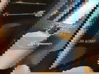 Rhythm Sukhumvit 36-38, Bangkok, Thailand Rhythm Sukhumvit 36-38, Bangkok, Thailand