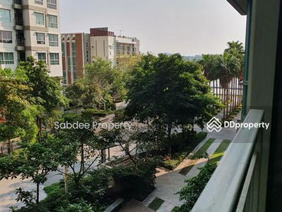 Lumpini Park Riverside Rama 3, Bangkok, Thailand Lumpini Park Riverside Rama 3, Bangkok, Thailand