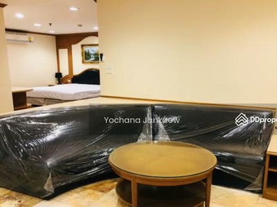 Fifty Fifth Tower, Bangkok, Thailand Fifty Fifth Tower, Bangkok, Thailand