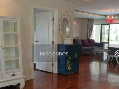 Supreme Place, Bangkok, Thailand Supreme Place, Bangkok, Thailand