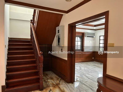 Rangsiya Village, Bangkok, Thailand Rangsiya Village, Bangkok, Thailand