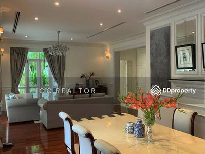 Sukhumvit 33, Bangkok, Thailand Sukhumvit 33, Bangkok, Thailand