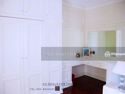 Sukhumvit 33, Bangkok, Thailand Sukhumvit 33, Bangkok, Thailand