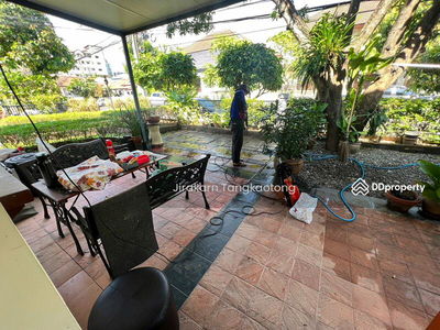 House for rent, 4 bedrooms, 5 bathrooms, 3 en-suite bathrooms. After Central Notification Ask for additional furniture for everything, Nonthaburi, Thailand House for rent, 4 bedrooms, 5 bathrooms, 3 en-suite bathrooms. After Central Notification Ask for additional furniture for everything, Nonthaburi, Thailand