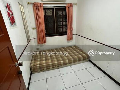 House for rent, 4 bedrooms, 5 bathrooms, 3 en-suite bathrooms. After Central Notification Ask for additional furniture for everything, Nonthaburi, Thailand House for rent, 4 bedrooms, 5 bathrooms, 3 en-suite bathrooms. After Central Notification Ask for additional furniture for everything, Nonthaburi, Thailand