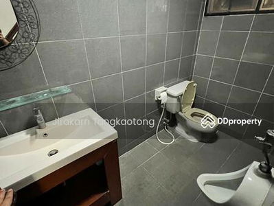 House for rent, 4 bedrooms, 5 bathrooms, 3 en-suite bathrooms. After Central Notification Ask for additional furniture for everything, Nonthaburi, Thailand House for rent, 4 bedrooms, 5 bathrooms, 3 en-suite bathrooms. After Central Notification Ask for additional furniture for everything, Nonthaburi, Thailand