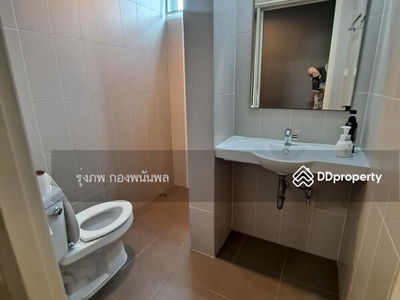 Pracha Uthit 54, Bangkok, Thailand Pracha Uthit 54, Bangkok, Thailand