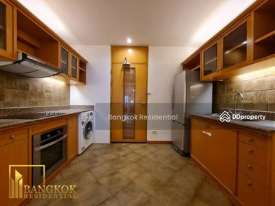 Esmeralda Apartments, Bangkok, Thailand Esmeralda Apartments, Bangkok, Thailand