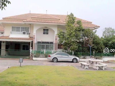 Excellent villa located in Central Park, furnished, Thailand Excellent villa located in Central Park, furnished, Thailand