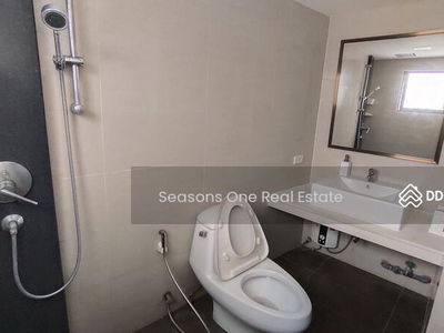 Big Condo for rent 2 bedrooms size 248 sqm. in Asoke area, Bangkok, Thailand Big Condo for rent 2 bedrooms size 248 sqm. in Asoke area, Bangkok, Thailand