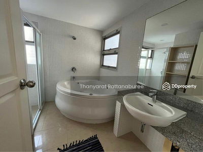 House for rent near BTS Phromphong, Bangkok, Thailand House for rent near BTS Phromphong, Bangkok, Thailand