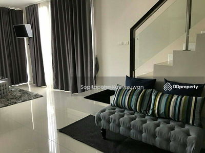 10110, Bangkok, Thailand 10110, Bangkok, Thailand