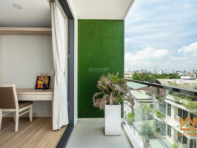 Bach Dang Street, Vietnam Bach Dang Street, Vietnam