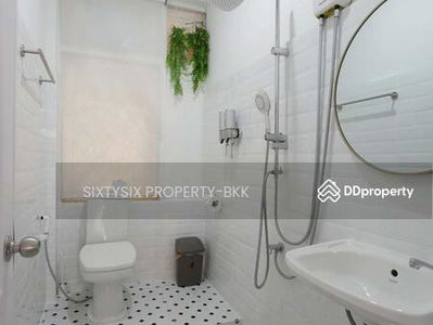 Townhouse for Rent, Bangkok, Thailand Townhouse for Rent, Bangkok, Thailand