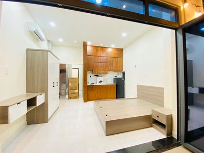 Hoang Hoa Tham Street, Vietnam Hoang Hoa Tham Street, Vietnam