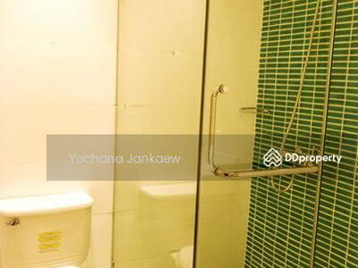 House with Swimming Pool in Sukhumvit, Bangkok, Thailand House with Swimming Pool in Sukhumvit, Bangkok, Thailand