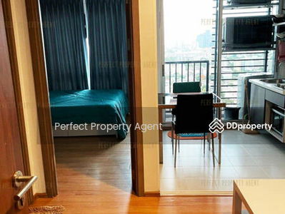 Condo for rent Base Sukhumvit 77, convenient travel. Near department stores, Bangkok, Thailand Condo for rent Base Sukhumvit 77, convenient travel. Near department stores, Bangkok, Thailand